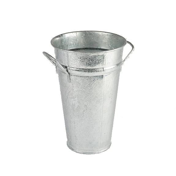 Emmer Zink 14,5/10x20cm M/handvat 2ltr Handmatig Verzinkt 12/ds 1 Emmer Zink 14,5/10x20cm M/handvat 2ltr Handmatig Verzinkt 12/ds